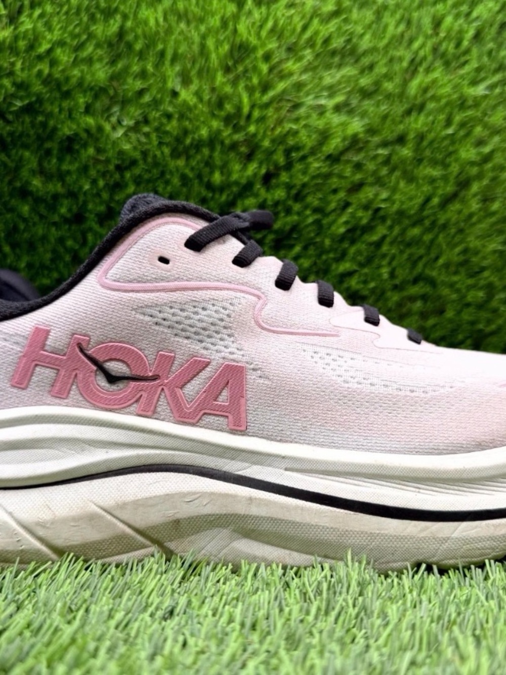 HOKA One Clifton 10 Women's 9.5B  Pink Jacquard